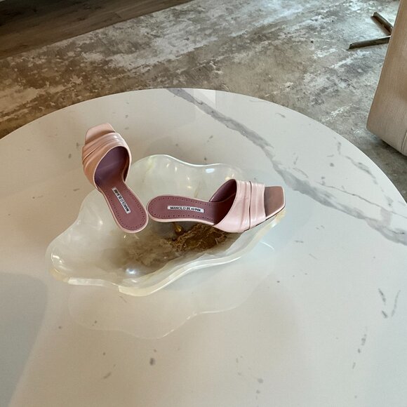 Manolo Blahnik Pink Slide sandals with gold tip heel - Picture 3 of 6